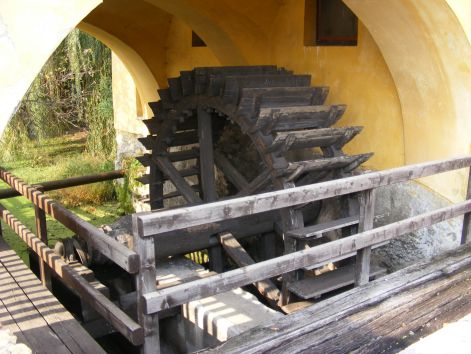 tata_agostyan_34.jpg tata_agostyan_34.jpg
